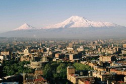 ジョージア、アルメニア＆アゼルバイジャン３ヵ国周遊の旅　１２日間