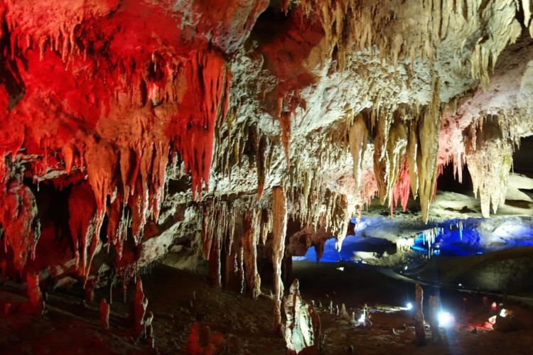  Дневной тур в Сатаплию и пещеры Прометея из Батуми