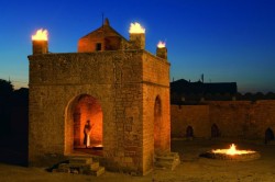 Old and Modern Baku, Burning Mountain, Ramana Castle, Gobustan (5 Days)